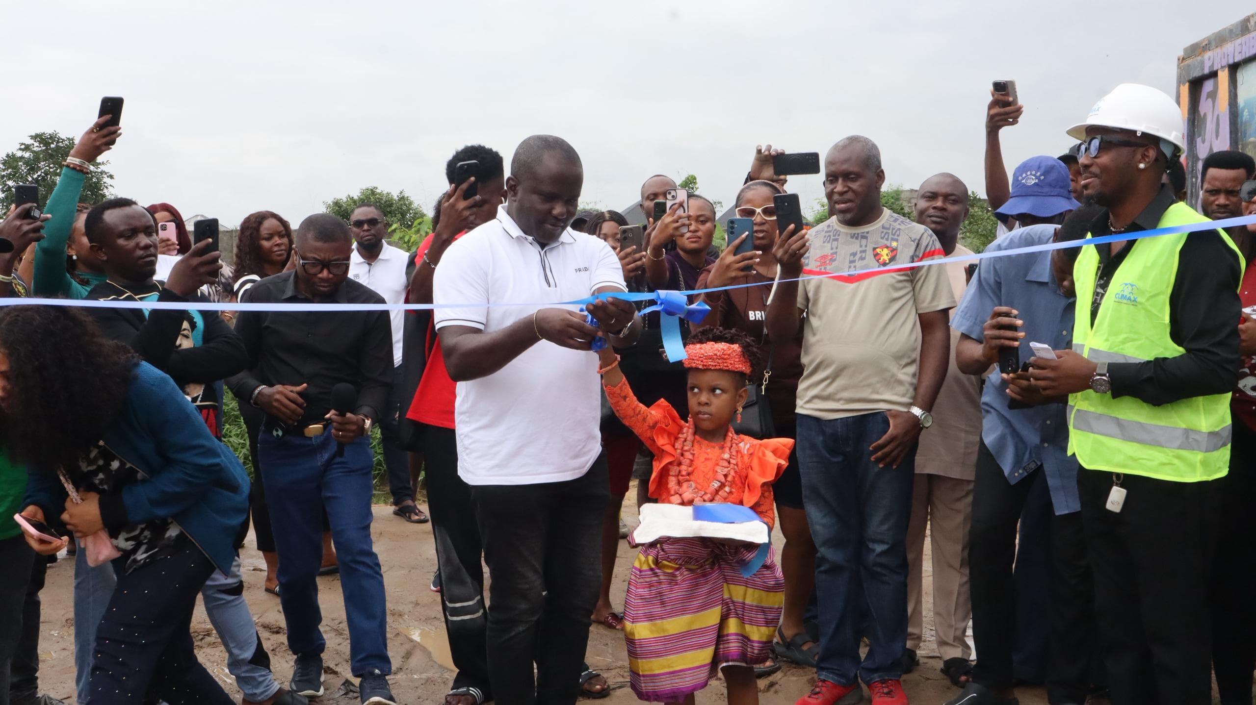 Grand Opening Scene of Joe"s Villa Phase 1